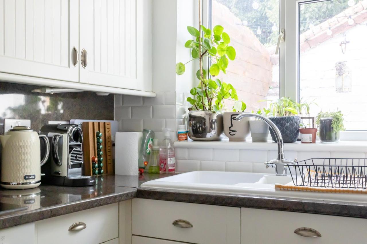 Hereford City - St Owens Terrace - Comfortable & Spacious Well Presented Three Storey House, Perfect For A Weekend Away & Exploring The City On Foot - Hosted By Rentmyhouse ภายนอก รูปภาพ