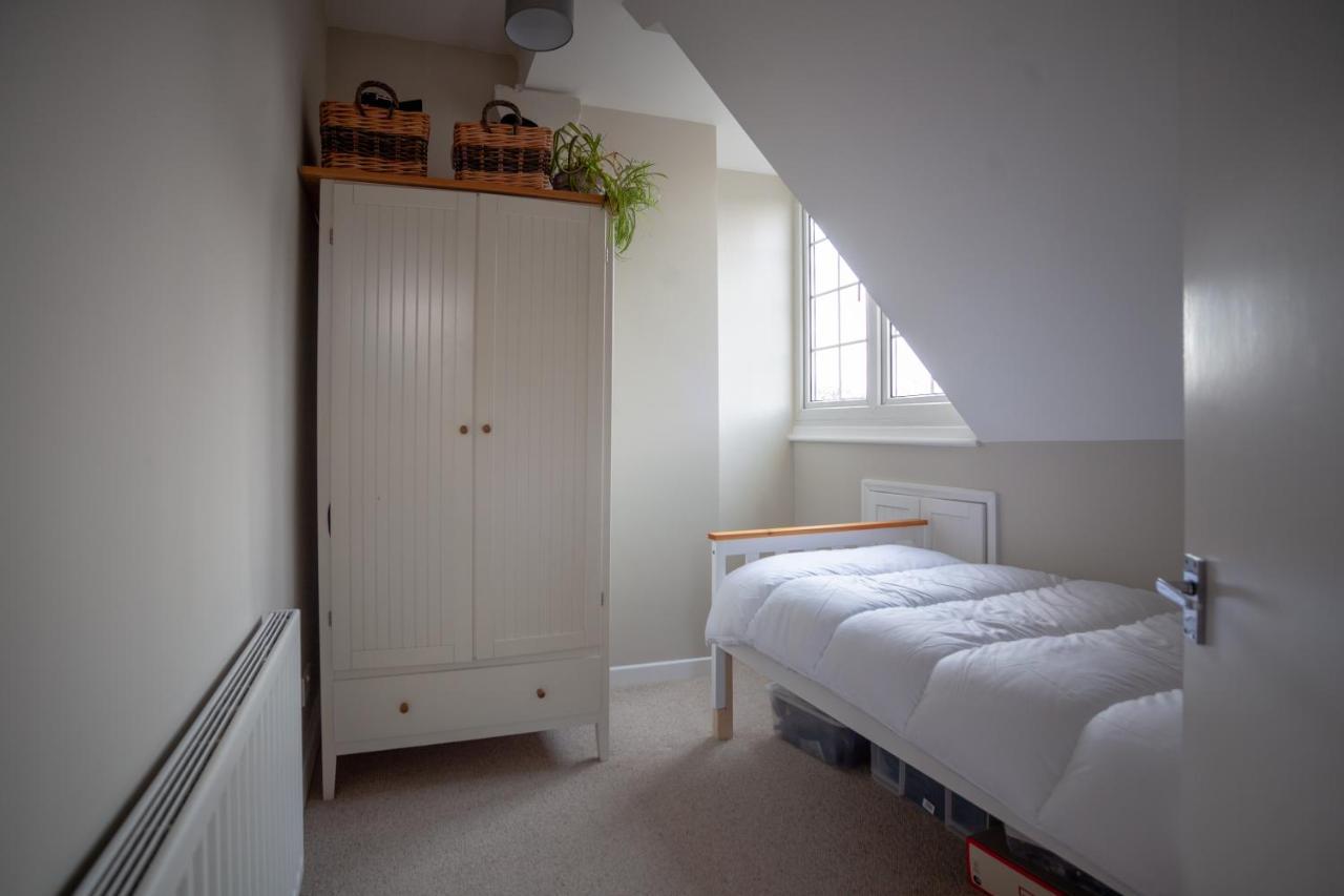 Hereford City - St Owens Terrace - Comfortable & Spacious Well Presented Three Storey House, Perfect For A Weekend Away & Exploring The City On Foot - Hosted By Rentmyhouse ภายนอก รูปภาพ