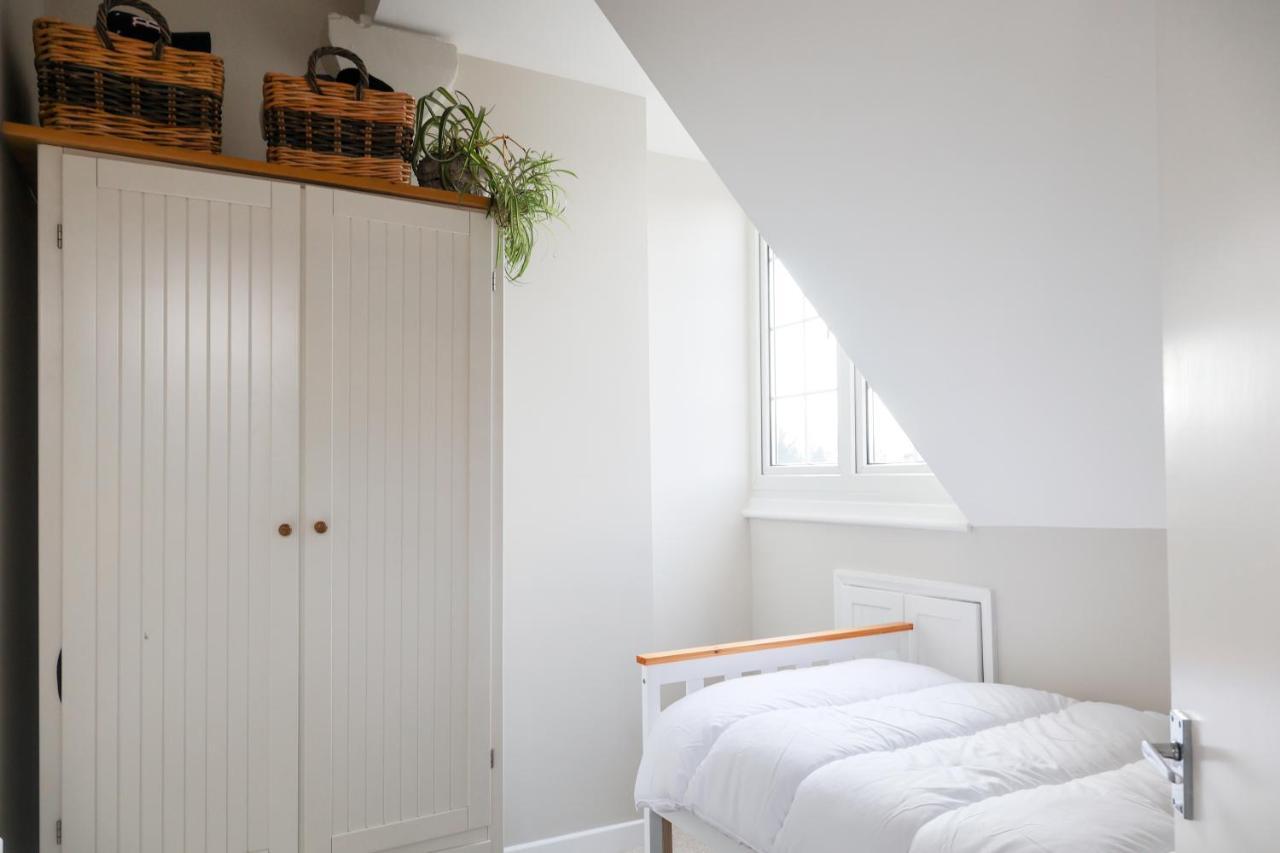 Hereford City - St Owens Terrace - Comfortable & Spacious Well Presented Three Storey House, Perfect For A Weekend Away & Exploring The City On Foot - Hosted By Rentmyhouse ภายนอก รูปภาพ